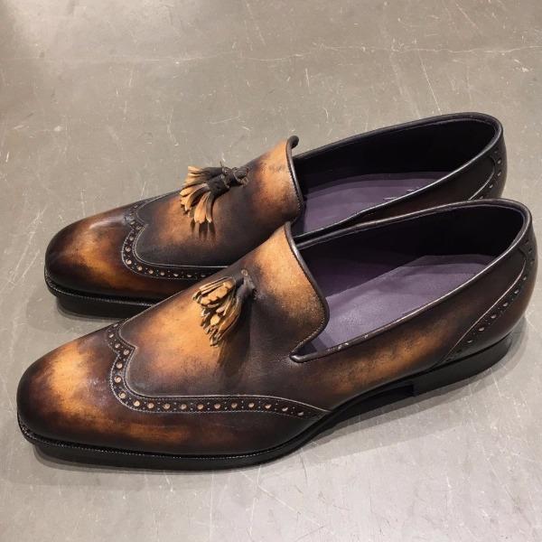 FR07 MOCCASIN WITH POMPOMS