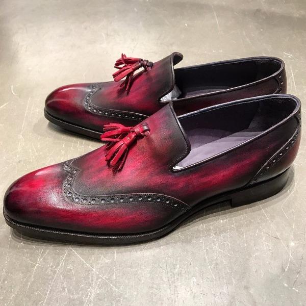 FR07 MOCCASIN WITH POMPOMS